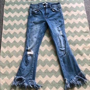 Cropped Frayed Low-Rise Zara Jeans